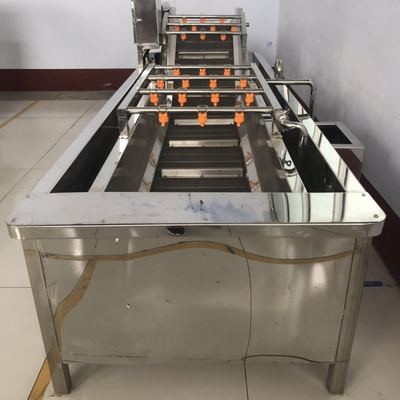 海蠣子清洗機 海螺清洗機 山東億馬毛輥清洗機 海鮮加工設(shè)備