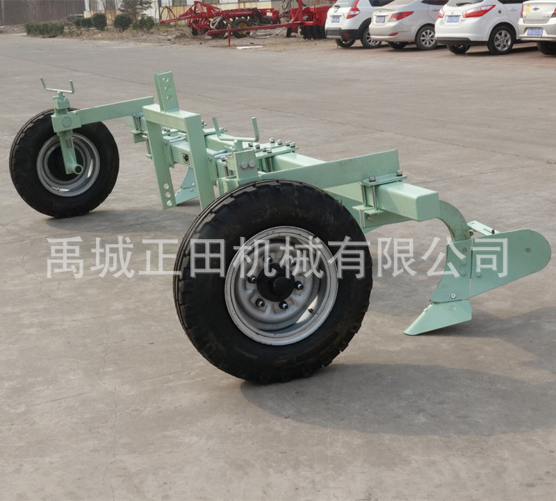 開溝起壟機