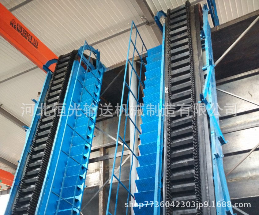 大傾角輸送機.jpg
