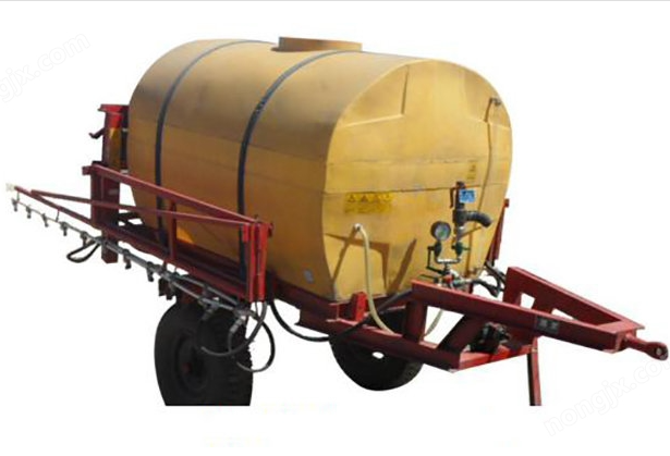 新疆駿鑫3WP-3000噴桿噴霧機(jī)